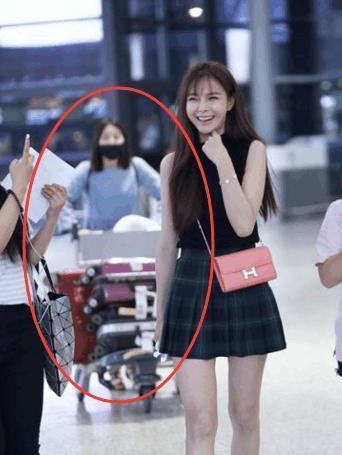 明星和助理的关系怎么样?郑恺送宝马,赵丽颖刘诗诗的助理最幸福