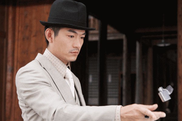 朱泳腾饰高秋朗