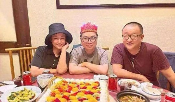 方励与韩寒的友情及广泛人脉圈