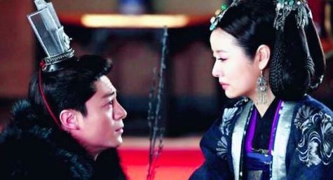 明星婆媳关系好不好?李小璐婆婆给她端洗脚水,她和婆婆亲如姐妹