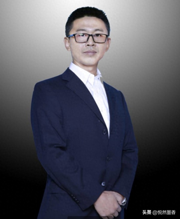 书法家赵贺新在抖音火爆出圈,但书法界说他的字是“描”出来的