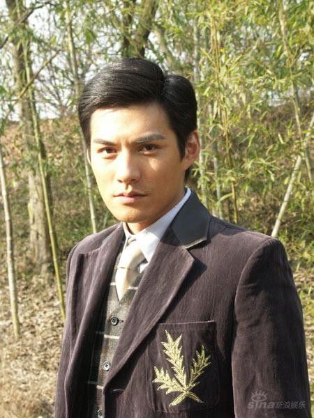 严宽解约门引发连锁反应经纪公司关系面临拷问