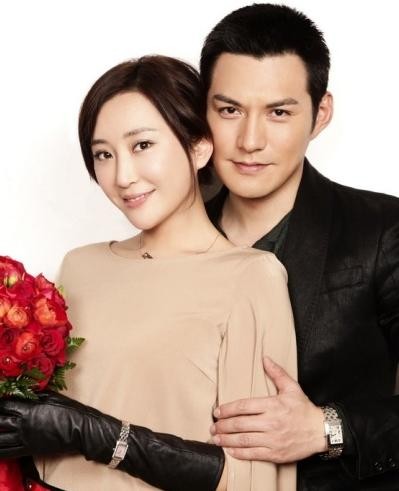 严宽求婚揭女友杜若曦美艳私照(图)