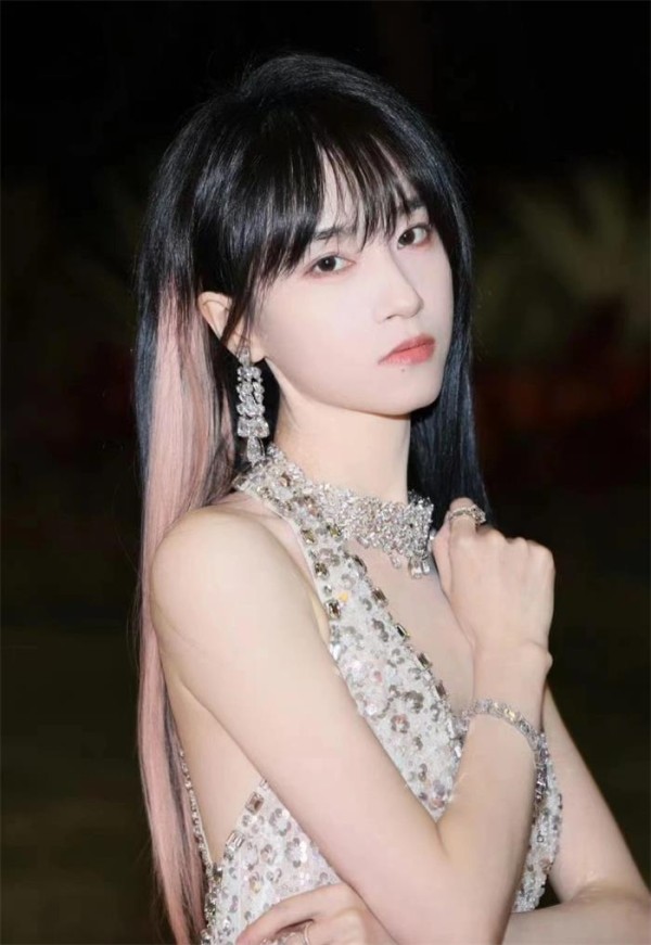 蒋芸经纪人丨蒋芸经纪公司丨蒋芸代言费丨内地女星丨明星档案丨蒋芸出场费多少丨蒋芸商演价格丨明星代言公司丨明星经纪公司丨歌手蒋芸个人资料简介