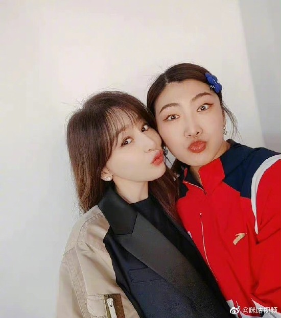 王心凌徐梦桃合照