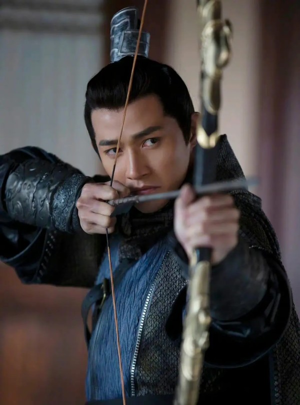 三小姐的瓜田:张天爱前男友,自爆大瓜!
7月27日,演员李子峰与演员林籽官宣离婚,两人在社交平台宣布离婚,两人都说:“爸爸还是爸爸,妈妈还是妈妈,从前是爱人,今后是朋友,希望我们未来会更好。”
看到消息后网友表示:
老版《全员加速中》的猎人,这算闪婚闪离嘛 才一年。
之前八卦说趁妻子孕期出轨的真是他?
把结婚当儿戏。
张天爱的前男友吧。
据悉,李子峰和林籽两人于2021年6月1日官宣结婚,2...