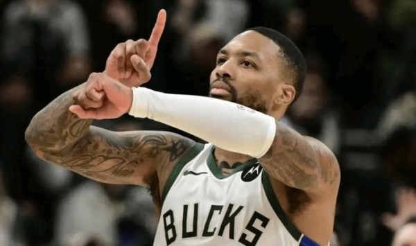 利拉德字母哥扬言“我就是要赢”在比赛中庆祝