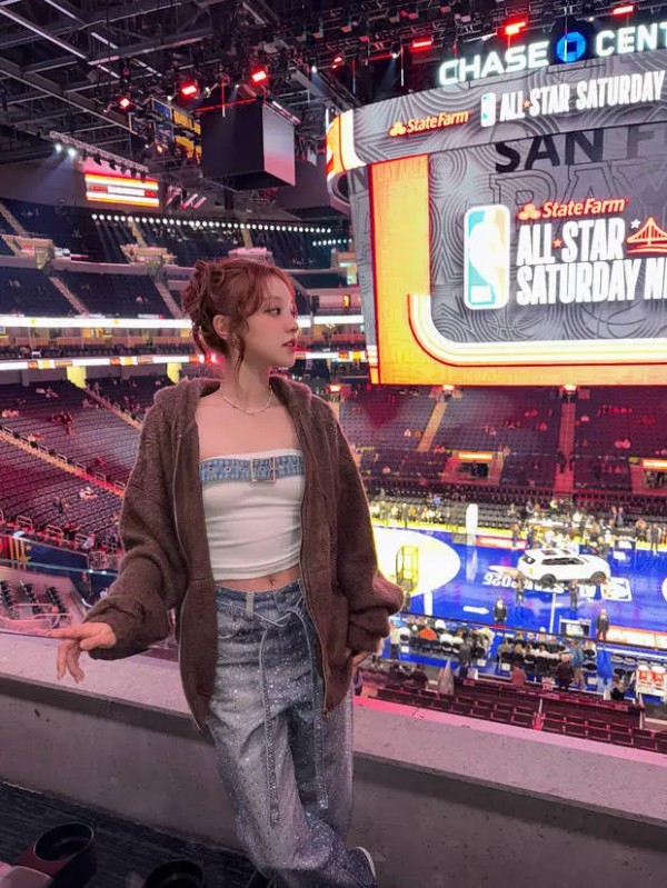 宋雨琦诠释美式火辣。