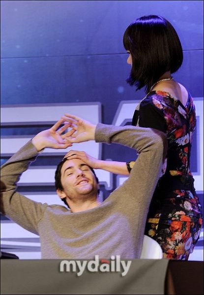 星美和张海柱真的在一起了 韩星裴斗娜被曝与吉姆·斯特吉斯交往