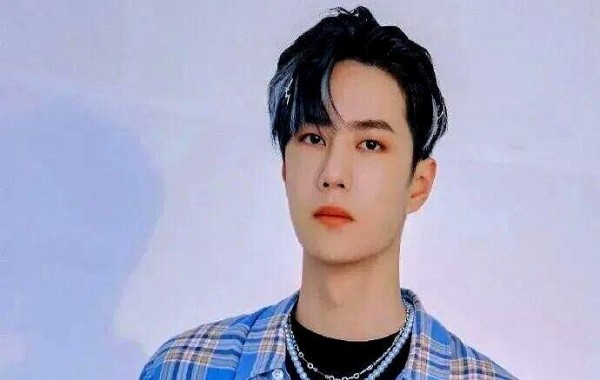 刘诗诗背后秘密揭晓？向涵之情感史？巩俐私生子女曝光？王影璐私下人品如何？活动较少的艺人助理薪资如何计算？王一博续约进展如何？