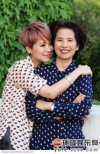 濮存昕与海清什么关系 神秘背景曝光原来两人这么亲