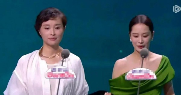 吴越的闺蜜海清关系亲密无间,她对吴越有三大“蹭”习惯,那就是蹭吃、蹭住与蹭车,这样的友情让人羡慕却也引发争议