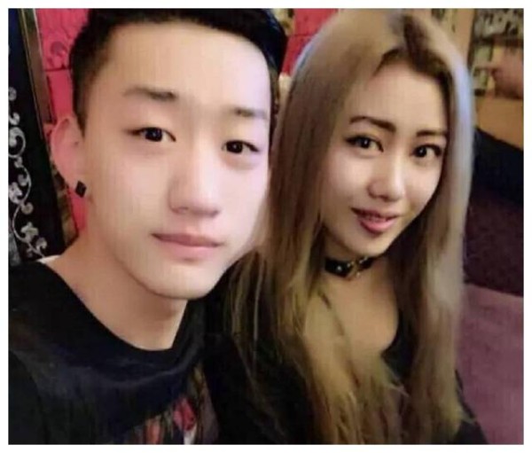 猫妹妹忘恩负义手撕李明霖,中间窜出来的达少又是谁