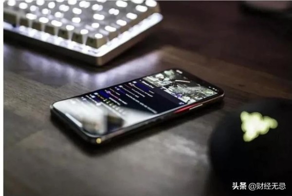 小沈阳薛之谦带货翻车背后,明星直播一地鸡毛,这个行业还有救吗