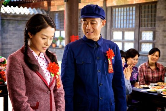 《温暖的日子》沈傲君侯勇片场秀恩爱