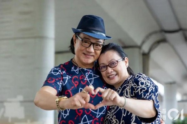 吵架分手？TVB老戏骨宣布取消结婚，女友降级为老母