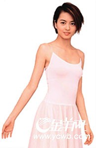 劲歌王明星专访:郑伊健轻轻一吻梁咏琪给满分