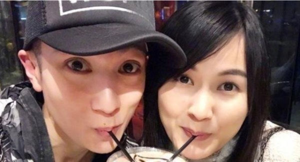 吴尊打篮球意外受伤,妻子的反应获赞,网友:难怪被吴尊宠了24年