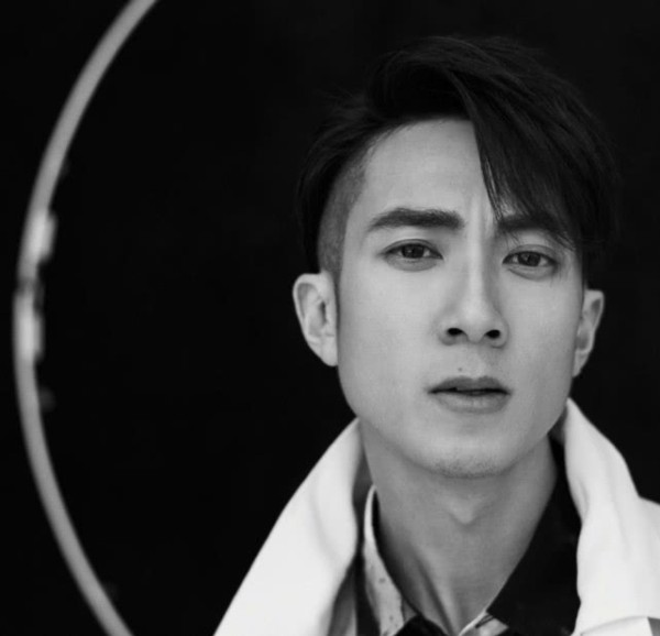 炎亚纶谈吴尊退出飞轮海原因,回应不是朋友言论,称永远是好兄弟