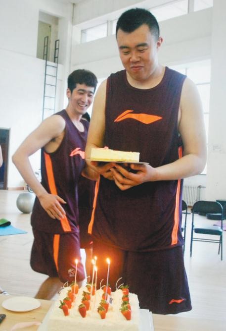 辽篮五虎将|韩德君:坚守背后的情义无价