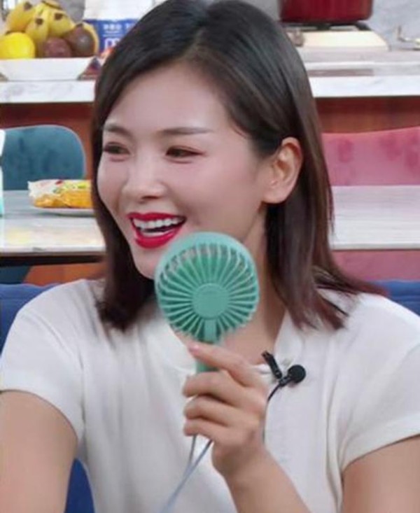 女明星刘涛首次直播带货:3小时2100万人围观,总交易额1.48亿