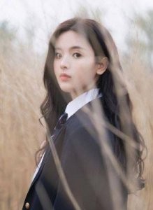 ​《心动的信号》持续热播，杨超越将加盟全新综艺，豪华阵容引人期待