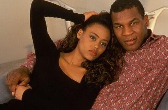 和拳王泰森结婚是什么感受?前妻直言:他的这个行为让人难以忍受