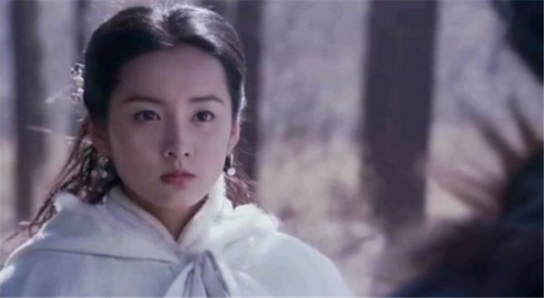 20岁出道,她和唐嫣的关系比杨幂更好,丈夫竟是《三生三世》的他