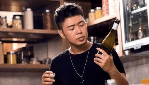 明星胖了变成什么样了?而这一位表示自己胖的很自信!