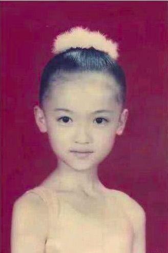 28岁刚走红就耍大牌,吴谨言家庭背景惹争议!