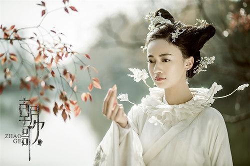 28岁刚走红就耍大牌,吴谨言家庭背景惹争议!