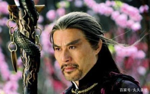 57岁徐锦江私人生活曝光:生活起居全靠儿子,典型的“巨婴”