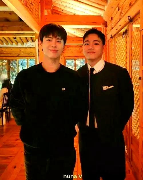 金泰亨与朴宝剑:友谊与爱情的界限引发热议