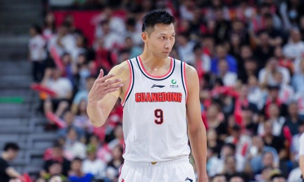 易建联太搞笑!被绑着祝福窦骁和赌王千金:NBA选秀必定状元