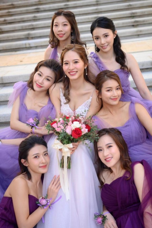 曾与黄宗泽传绯闻 20岁TVB小花与圈外男友结婚