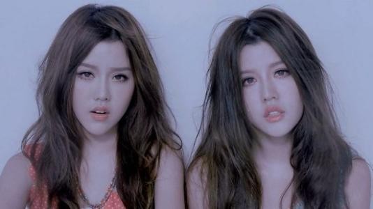 杨幂和唐嫣的关系为什么不好了?娱乐圈竟然还有亲姐妹互撕