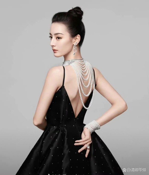 危机变转机!娱乐圈三大神级公关案例,展现逆转智慧