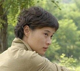 她曾是陈建斌女友为情所伤，如今却因演“小三”走红