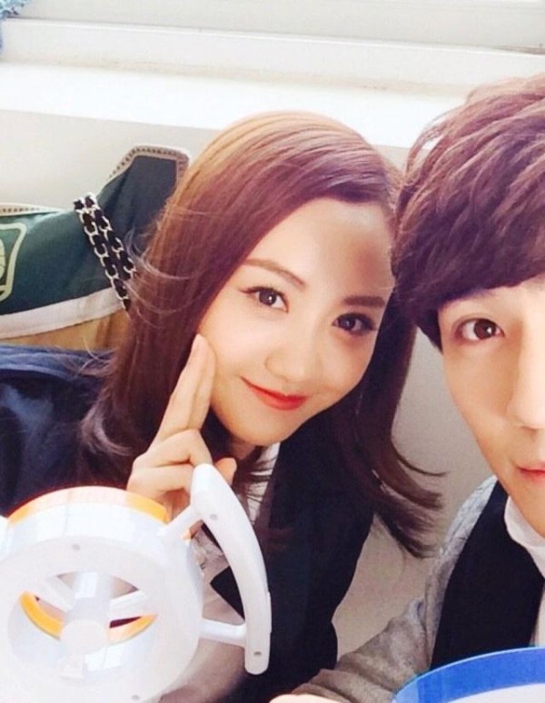 大家都羡慕何炅谢娜的友情，却不知朱一龙杨蓉的关系有多铁