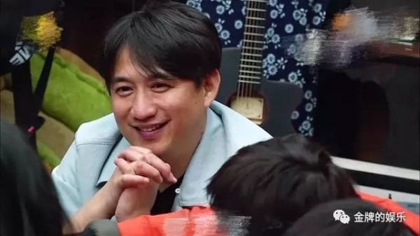 张钧甯私下生活遭扒个人背景揭秘 与黄磊暧昧视频举止亲密不正常