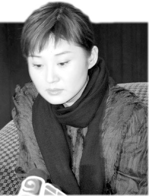 许晴脸色难“晴” 不帮黄健中说话