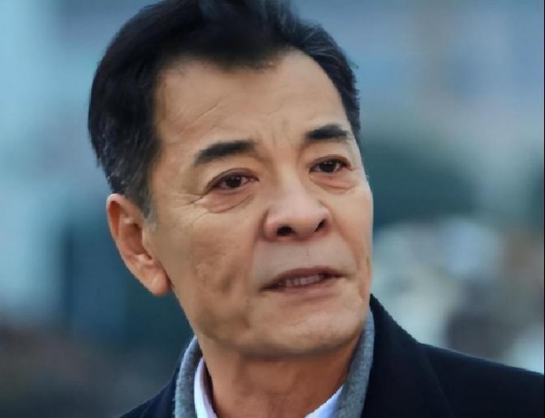 明星租屋秘闻：刘威电话刘蓓，背后真相惊人！