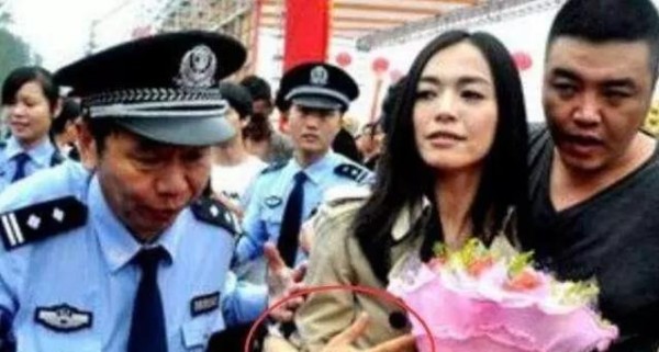 女明星的男保镖张狂, 赵丽颖表弟一个工作, 其他保镖尴尬了