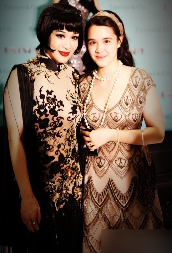 吴彦祖女儿照片曝光 明星混血儿女大盘点