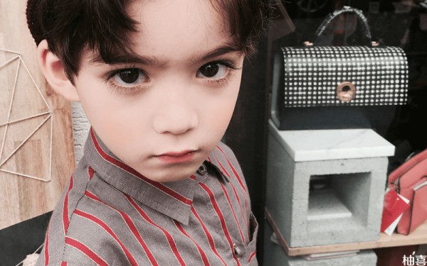 中法混血小孩往往长相出众