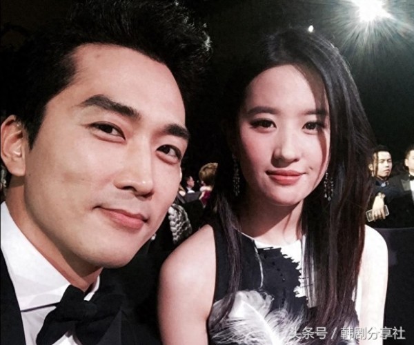 5对中韩明星情侣夫妇,网友不看好但仍然甜蜜,虐狗只服最后那对