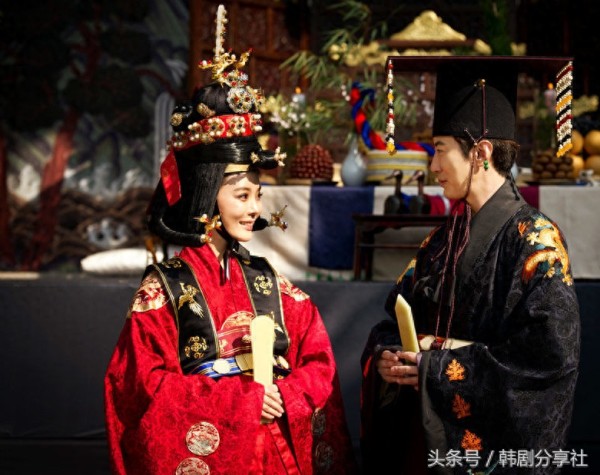 5对中韩明星情侣夫妇,网友不看好但仍然甜蜜,虐狗只服最后那对