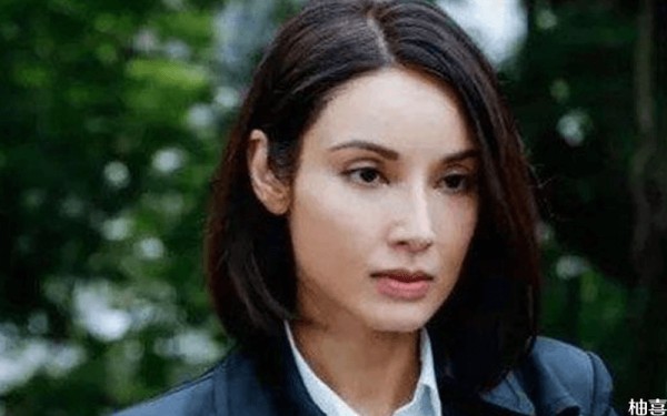 中印混血明星郑雪儿