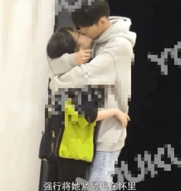 李浩菲、付伟伦两个人恋情曝光!网友:他们是谁?