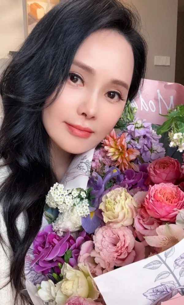 豪门背后的隐秘角力：朱玲玲霍震霆的“情感密码”